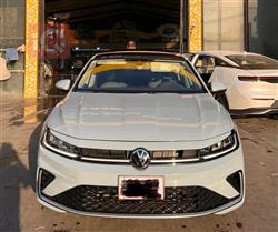 ڤۆڵکسواگن جێتا